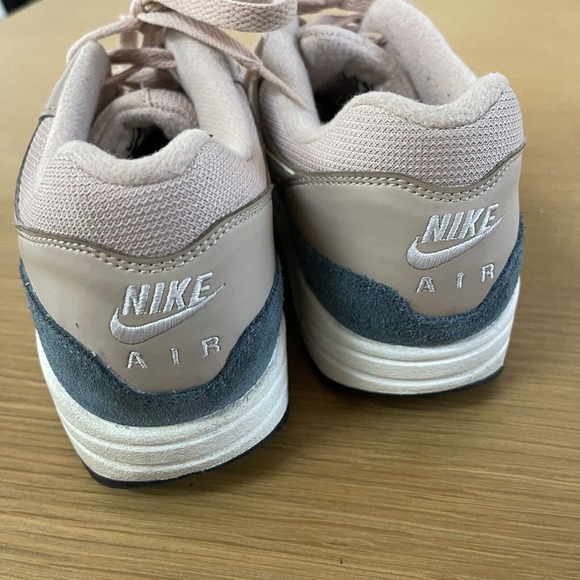 Women's Nike Size 8.5 Air Max 1 Sneakers Shoes Celestial Teal Particle Beige - Picture 6 of 9